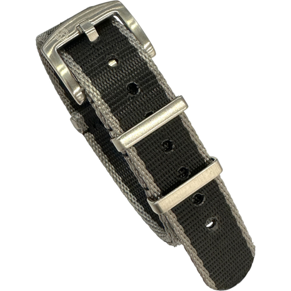 Bracelet Nato Seat Belt en nylon – Kronokeeper – Gris et noir