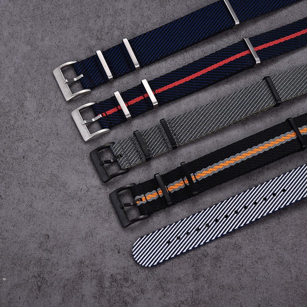 Bracelet Nato Premium en nylon – KronoKeeper – Bleu marine et noir - vue 4