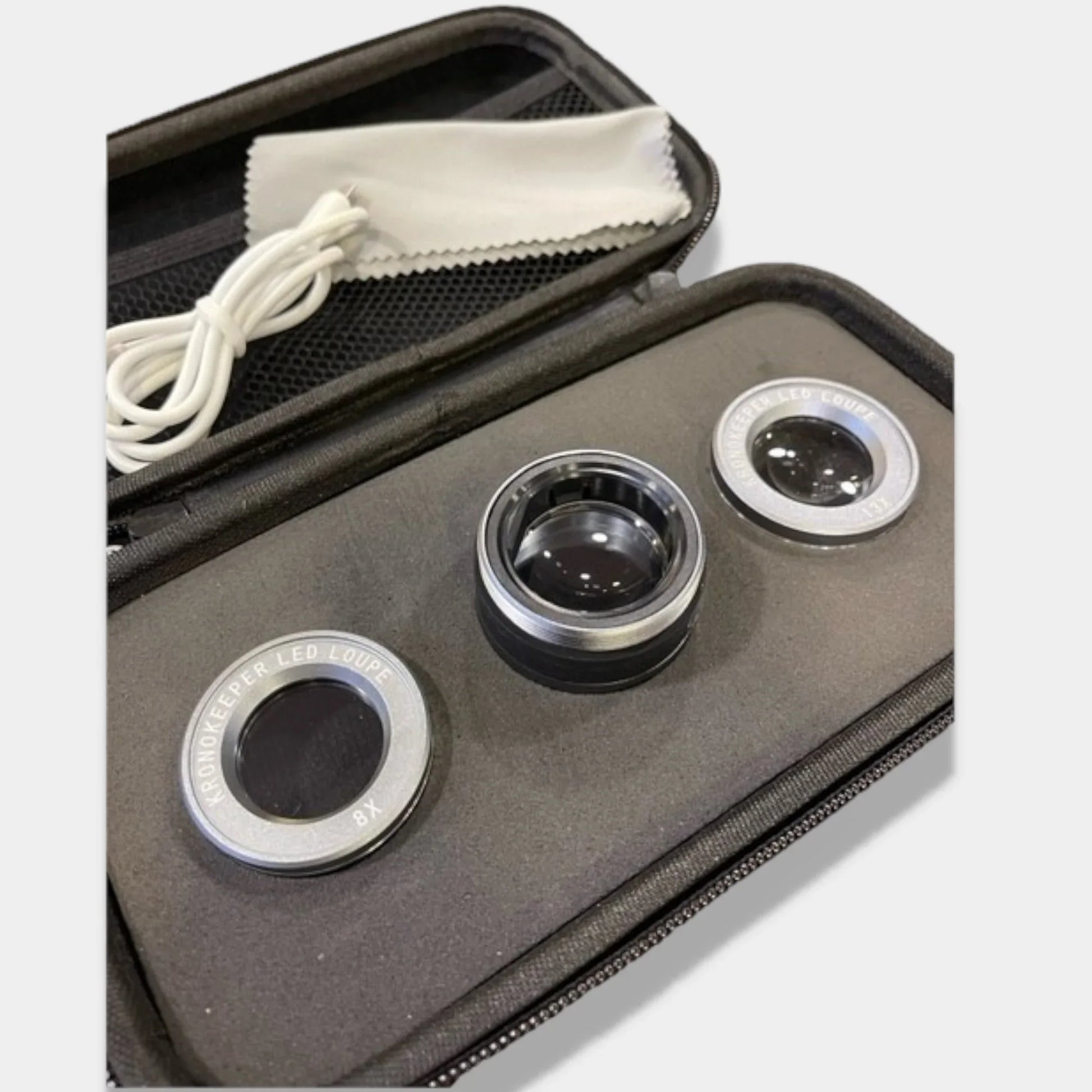 Loupe LED - KronoKeeper - vue 3