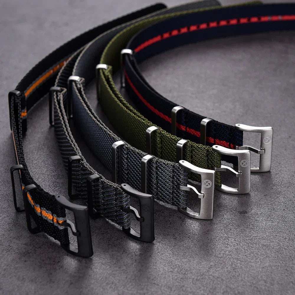 Bracelet Nato Premium en nylon – KronoKeeper – Vert olive et rouge - vue 4