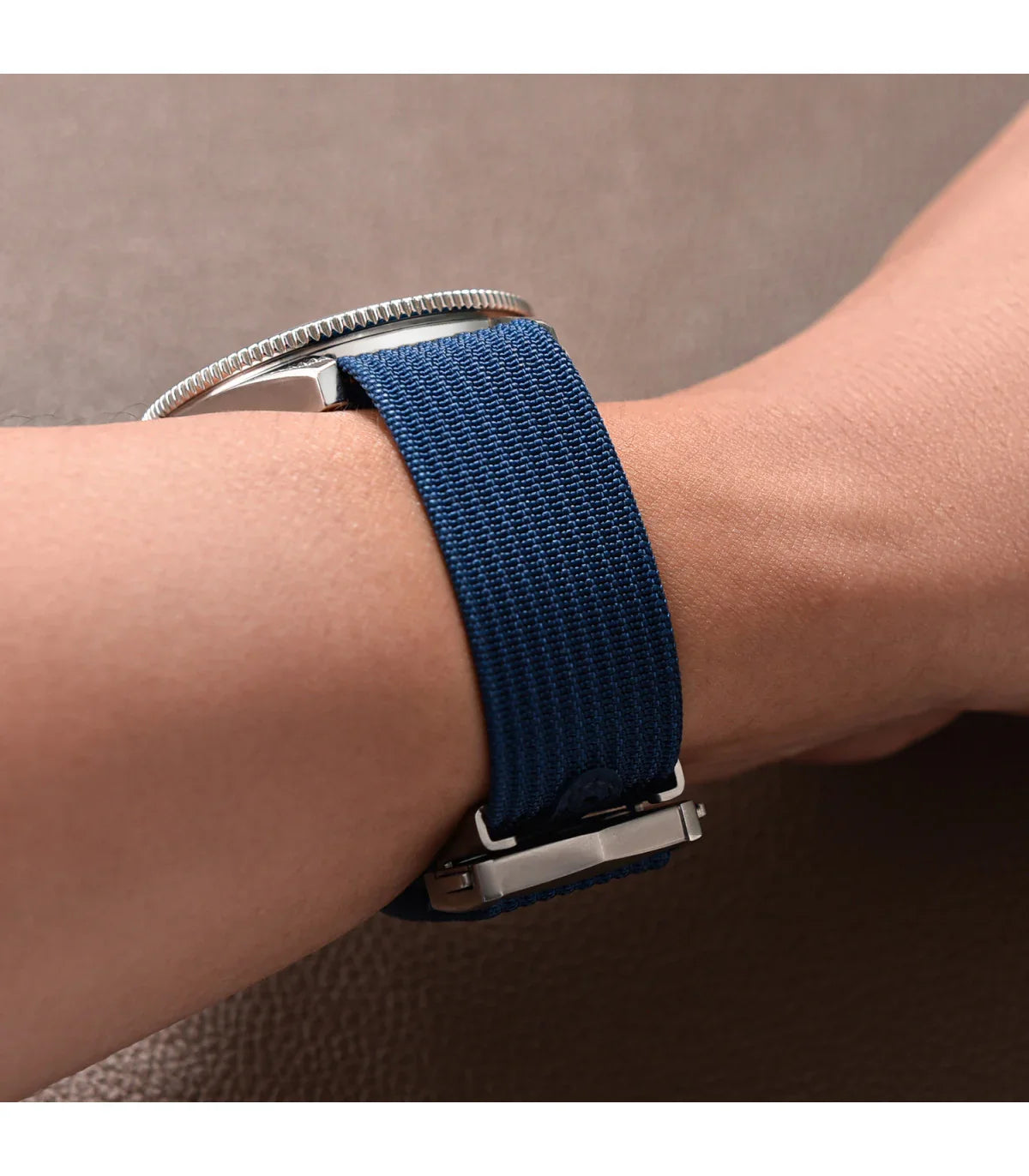 Bracelet Nato nervuré en nylon avec boucle déployante – KronoKeeper – Éditi - vue 6